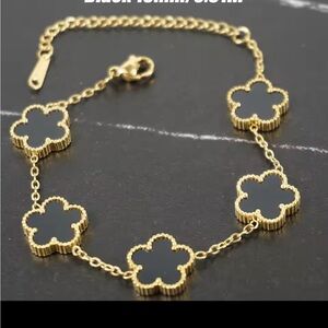 Luxury Large Five-leaf Flower Four-leaf Clover Gold  Bracelet Black new